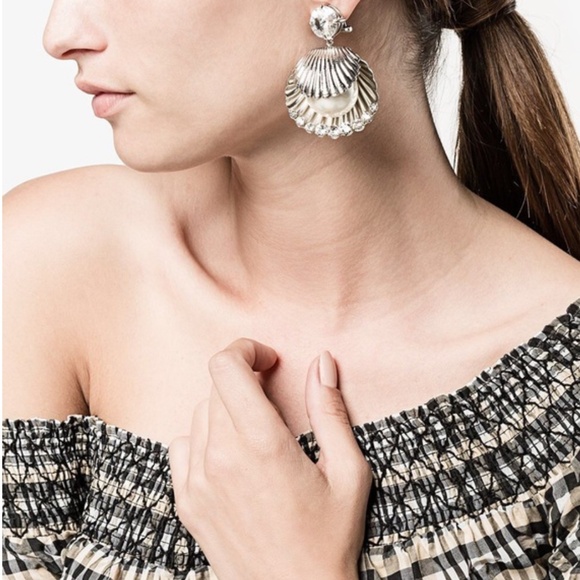 NWT-  MIU MIU shell pearl drop earrings - Picture 1 of 5